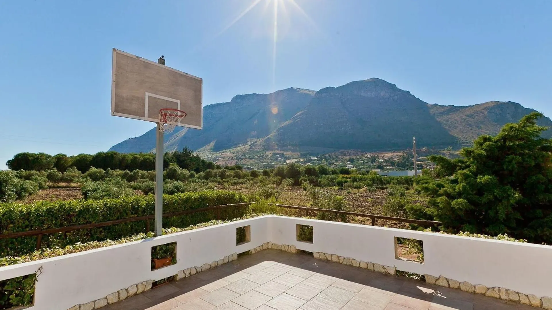 Villa With Private Pool And Many Leisure Facilities Mazara del Vallo Italië