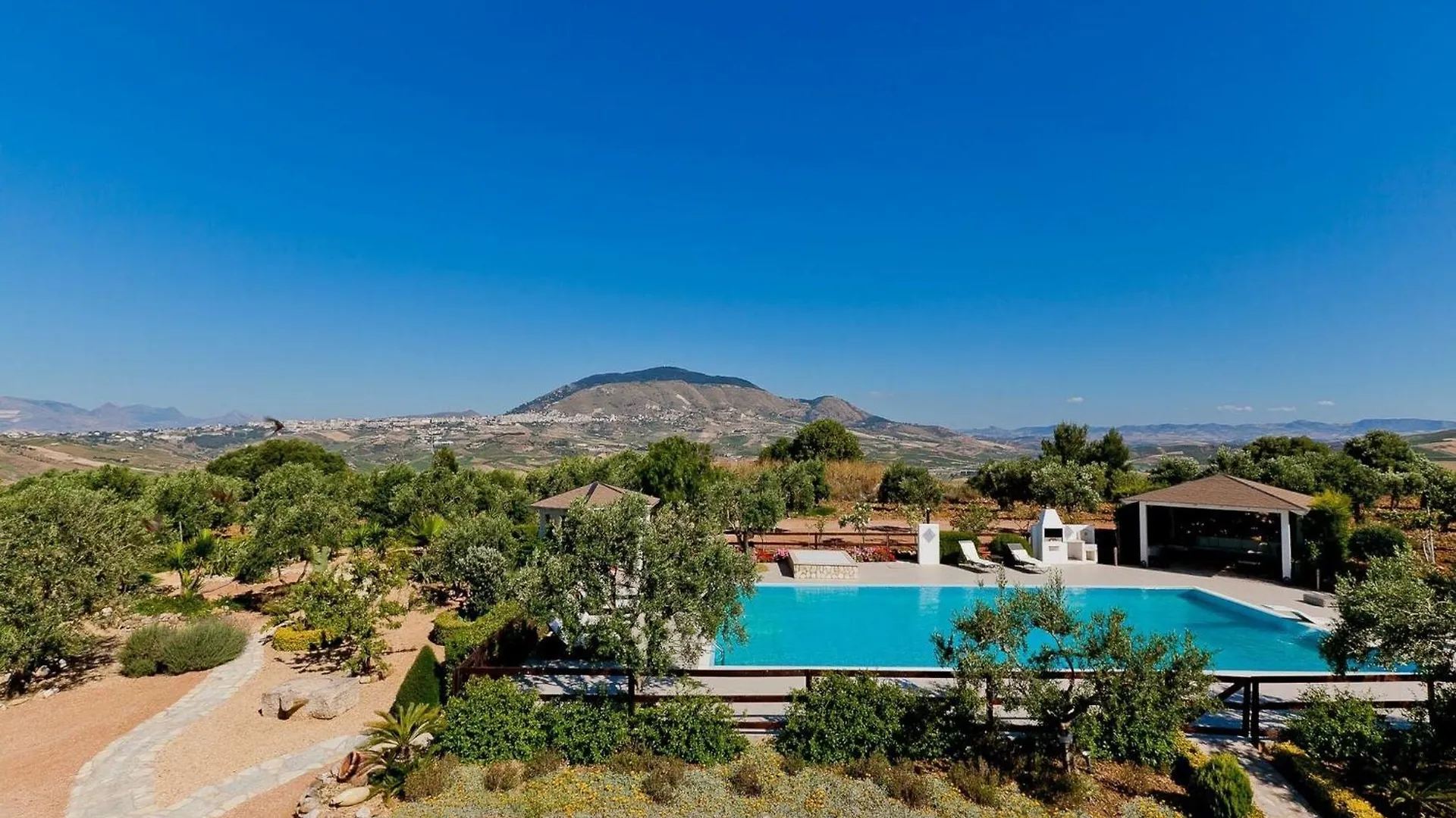 Villa With Private Pool And Many Leisure Facilities Mazara del Vallo 0*,  Italië